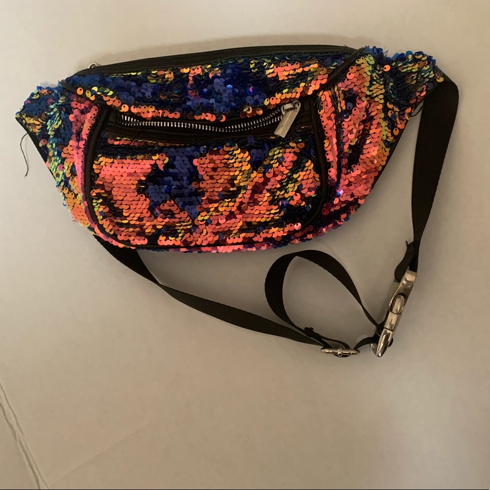 Colorful Fanny Pack🟪